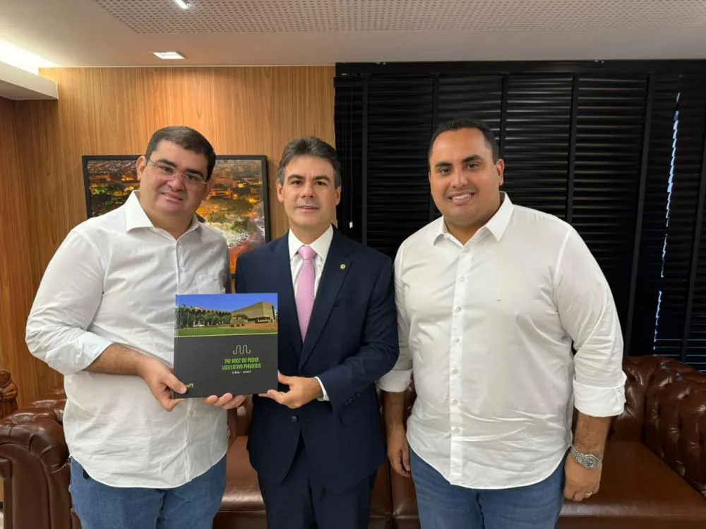Severo Eulálio recebe deputado eleito Júlio César Filho na Assembleia Legislativa